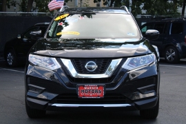 Used 2018  Nissan Rogue 4d SUV AWD SV at Warner Motors near East Orange&comma; NJ