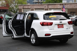 Used 2019  Kia Sorento 4d SUV AWD LX I4 at Warner Motors near East Orange&comma; NJ