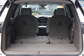Used 2019  Chevrolet Traverse 4d SUV FWD LT Cloth w&sol;1LT at Warner Motors near East Orange&comma; NJ