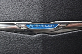 Used 2017  Chrysler Pacifica 4d Wagon Touring-L at Warner Motors near East Orange&comma; NJ