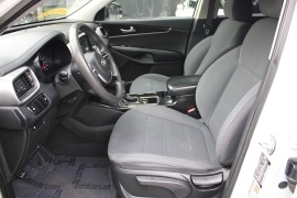 Used 2020  Kia Sorento 4d SUV FWD L at Warner Motors near East Orange&comma; NJ