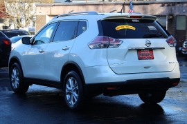 Used 2016  Nissan Rogue 4d SUV AWD SV at Warner Motors near East Orange&comma; NJ