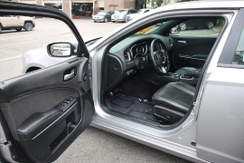Used 2017 Dodge Charger 4d Sedan SXT AWD at Warner Motors near East Orange, NJ