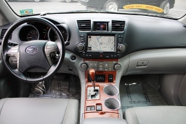 Used 2008  Toyota Highlander 4d SUV AWD Limited at Warner Motors near East Orange&comma; NJ