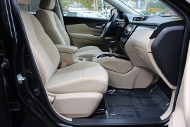 Used 2016 Nissan Rogue 4d SUV AWD SV at Warner Motors near East Orange, NJ