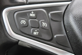 Used 2018  Chevrolet Equinox 4d SUV FWD LT w&sol;1LT at Warner Motors near East Orange&comma; NJ