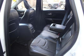 Used 2019  Jeep Cherokee 4d SUV 4WD Limited 3&period;2L at Warner Motors near East Orange&comma; NJ