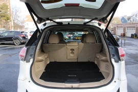 Used 2016  Nissan Rogue 4d SUV AWD SL at Warner Motors near East Orange&comma; NJ