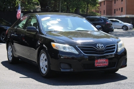 Used 2011  Toyota Camry 4d Sedan LE Auto at Warner Motors near East Orange&comma; NJ