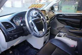 Used 2014 Chrysler Town & Country 4d Wagon Touring L at Warner Motors near East Orange, NJ