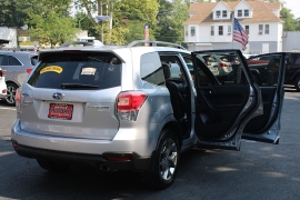 Used 2017  Subaru Forester 4d SUV 2&period;5i Touring at Warner Motors near East Orange&comma; NJ