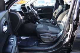 Used 2014  Jeep Cherokee 4d SUV FWD Latitude at Warner Motors near East Orange&comma; NJ