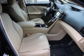 Used 2014  Toyota Venza 4d SUV AWD XLE at Warner Motors near East Orange&comma; NJ
