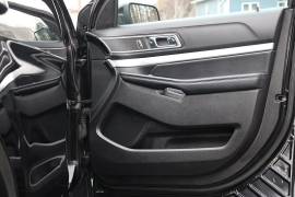 Used 2017 Ford Explorer 4d SUV 4WD XLT at Warner Motors near East Orange, NJ
