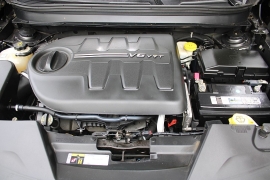 Used 2017  Jeep Cherokee 4d SUV 4WD Latitude V6 at Warner Motors near East Orange&comma; NJ