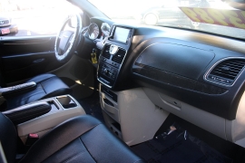 Used 2014 Chrysler Town & Country 4d Wagon Touring L at Warner Motors near East Orange, NJ