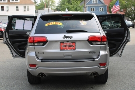 Used 2015 Jeep Grand Cherokee 4d SUV 4WD Laredo Altitude at Warner Motors near East Orange, NJ