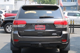 Used 2019  Jeep Grand Cherokee 4d SUV 4WD Laredo E at Warner Motors near East Orange&comma; NJ