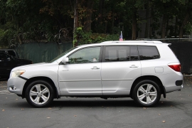 Used 2008  Toyota Highlander 4d SUV AWD Limited at Warner Motors near East Orange&comma; NJ