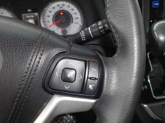 Used 2017  Toyota Sienna SE FWD 8-Passenger (Natl) at Rose Automotive near Hamilton, OH