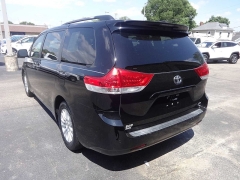 Used 2014 Toyota Sienna 4d Wagon XLE at Rose Automotive near Hamilton, OH