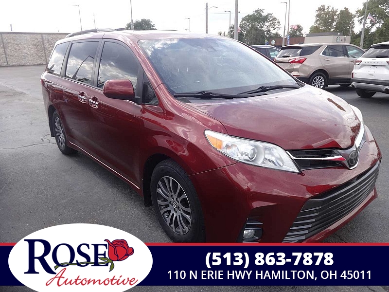 Used 2019  Toyota Sienna 4d Wagon FWD XLE Premium 8-Passenger at Rose Automotive near Hamilton, OH