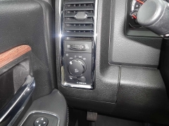 Used 2018  Ram 2500 4WD Crew Cab Laramie at Rose Automotive near Hamilton, OH