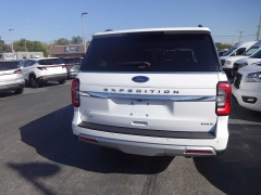 Used 2024  Ford Expedition Max Limited 4x4 at Rose Automotive near Hamilton, OH