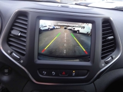 Used 2023  Jeep Cherokee Altitude Lux 4x4 at Rose Automotive near Hamilton&comma; OH