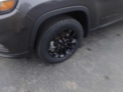 Used 2023  Jeep Cherokee Altitude Lux 4x4 at Rose Automotive near Hamilton&comma; OH