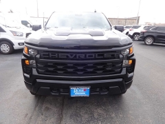 Used 2022  Chevrolet Silverado 1500 4WD Crew Cab 147" Custom Trail Boss at Rose Automotive near Hamilton&comma; OH