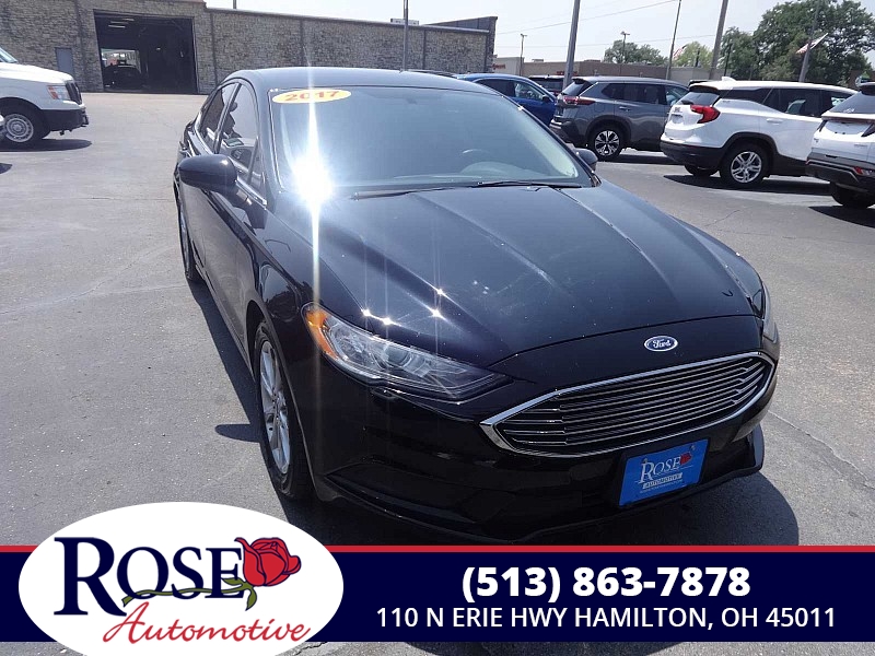 Used 2017  Ford Fusion 4d Sedan SE 2.5L at Rose Automotive near Hamilton, OH