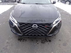 Used 2024  Nissan Altima 2&period;5 SR Sedan at Rose Automotive near Hamilton&comma; OH