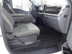 Used 2024  Ford Super Duty F-350 4WD XLT Crew Cab SRW 6&period;75' Box at Rose Automotive near Hamilton&comma; OH