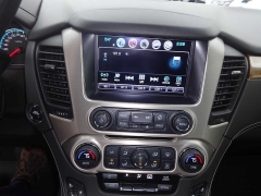 Used 2017  GMC Yukon 4d SUV 4WD Denali at Rose Automotive near Hamilton&comma; OH