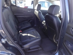 Used 2019  GMC Acadia 4d SUV AWD SLT-1 at Rose Automotive near Hamilton, OH