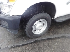 Used 2015  Ford Super Duty F-350 4WD Crew Cab XLT SRW Longbed at Rose Automotive near Hamilton&comma; OH