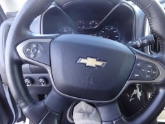 Used 2015  Chevrolet Colorado 4WD Crew Cab Z71 at Rose Automotive near Hamilton&comma; OH