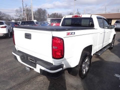 Used 2015  Chevrolet Colorado 4WD Crew Cab Z71 at Rose Automotive near Hamilton&comma; OH