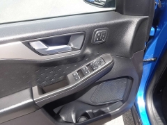 Used 2020 Ford Escape 4d SUV AWD SEL 2.0L at Rose Automotive near Hamilton, OH