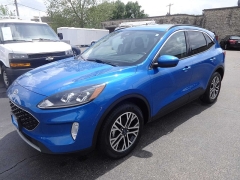 Used 2020 Ford Escape 4d SUV AWD SEL 2.0L at Rose Automotive near Hamilton, OH