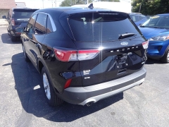 Used 2020 Ford Escape 4d SUV AWD SE at Rose Automotive near Hamilton, OH