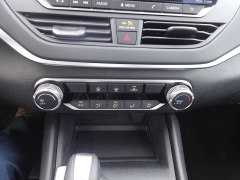 Used 2022  Nissan Altima 2&period;5 SV Sedan at Rose Automotive near Hamilton&comma; OH