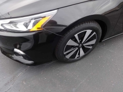 Used 2019  Nissan Altima 4d Sedan FWD 2.5L SL at Rose Automotive near Hamilton, OH