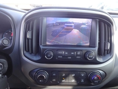 Used 2015  Chevrolet Colorado 4WD Crew Cab Z71 at Rose Automotive near Hamilton&comma; OH