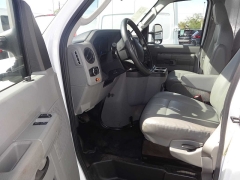 Used 2024  Ford E-Series Cutaway E-450 DRW 176" WB at Rose Automotive near Hamilton, OH