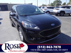 Used 2020 Ford Escape 4d SUV AWD SE at Rose Automotive near Hamilton, OH