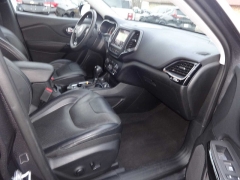 Used 2023  Jeep Cherokee Altitude Lux 4x4 at Rose Automotive near Hamilton&comma; OH