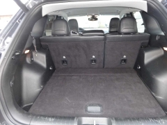 Used 2023  Jeep Cherokee Altitude Lux 4x4 at Rose Automotive near Hamilton&comma; OH