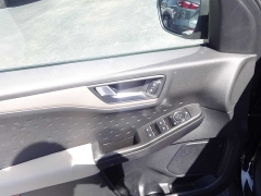 Used 2020 Ford Escape 4d SUV AWD SE at Rose Automotive near Hamilton, OH